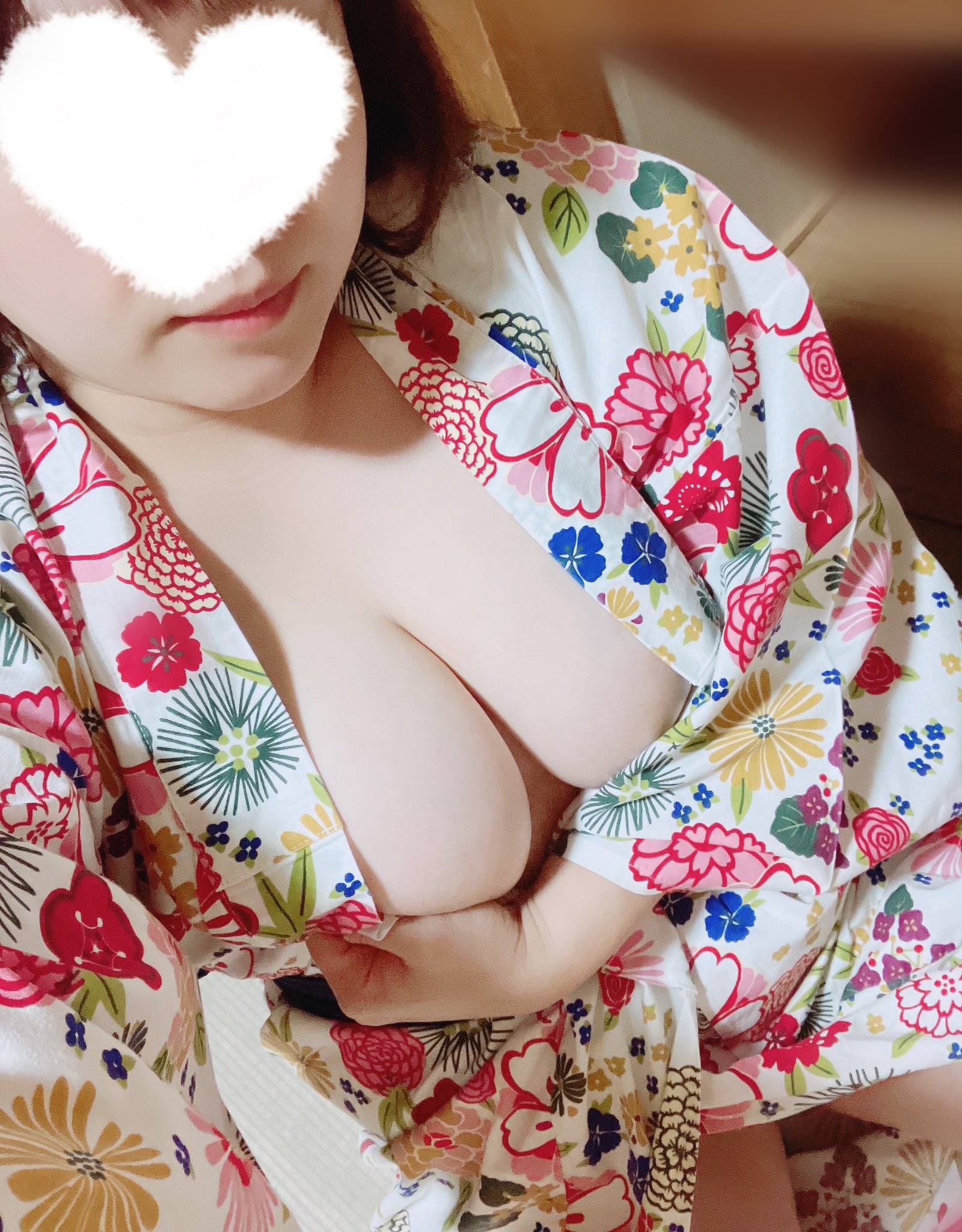 綾絵.jpg