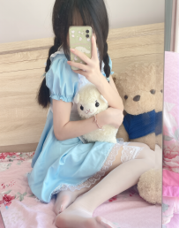 小嬋 156cm  42kg  B奶 19歲 性感撩人小騷妹 解身體的渴 完美的最愛  小小隻床上好操