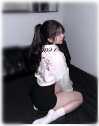 小棠 158公分|46公斤|C奶|19歲  嬌小可愛 身材非常好，皮膚很白唷  服務很不錯 配合極