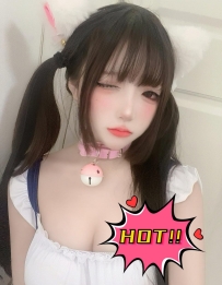 檸檬 157.44.C.19歲  #萌系甜美女大生  迷人笑容光是看著就快淪陷