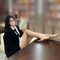 盈盈 167cm.Ccup.24歲.48kg #圖書管理員   有喜歡的嗎 美腿氣質正妹 臉蛋好看