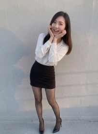 詩涵 157cm 44kg B杯 27歲 身材優淫蕩熱情無比~回頭率高 舌吻 共浴 舔奶頭 69 品鮑 無