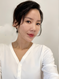 佩佩 163cm/Dcup/52kg/48y 歷史老師變身騷熟女，48歲保養超好 水多騷貨等你來幹到飽