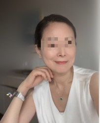 如玉 162 48 C 55歲  艷麗熟女  離婚後一個人獨居，常年忙於工作