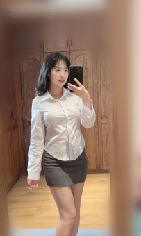 #銀行臨櫃人員 黃佩玲 163cm / 51kg / E罩杯/ 38歲 淫蕩少婦 淫蕩 主動 床上技術超贊