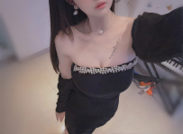 小微 170cm/C/25歲 高挑氣質 是個正妹 曾有做過外拍麻豆 可配合情趣裝 放的開 還不黏