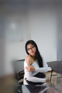 湘君 162.60.D+.36歲 豐滿有肉ㄟ姐姐型 手感一流 喜歡又黏又熱的那種體驗ㄟ人 絕對會