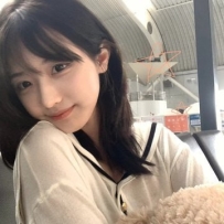 米米 158cm C 44 21歲  #軟萌小隻馬 #純欲系女友 #撒嬌專家