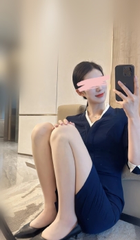 小夏 167/C奶/51/25歲 時尚的打扮 服務粉贊 健談又熱情  下面很敏感配合很主動主動 健
