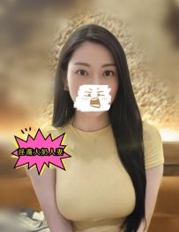 淫蕩大奶人妻  敏敏 163.E.28歲 服務真的好到爆，大奶微肉感 但是一點都不油膩，正常