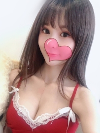 喬心 154cm｜47kg｜E奶｜23歲  #嬌小騷妹 × 火車便當專精  可愛臉蛋＋淫蕩身體，騎乘